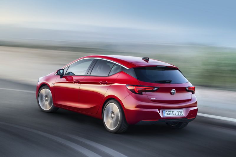 Opel-Astra-295902_resize