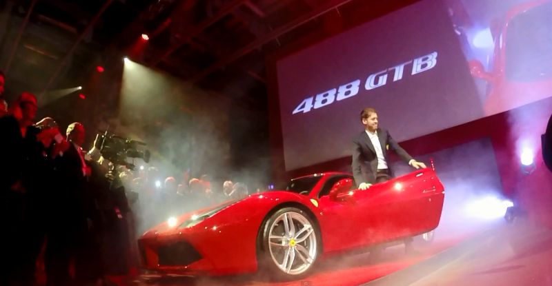 sebastian-vettel-luncurkan-ferrari-488-gtb-7LrSekLlxL