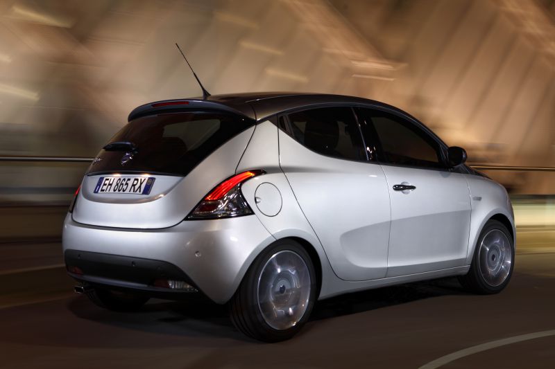 Lancia_Ypsilon