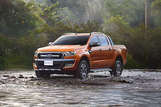 2015_Ford_Ranger_Wildtrak_-_River