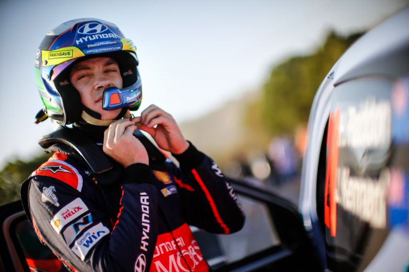 Hayden-Paddon-portrait_resize