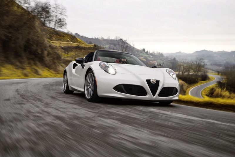 alfaromeo4cspider03