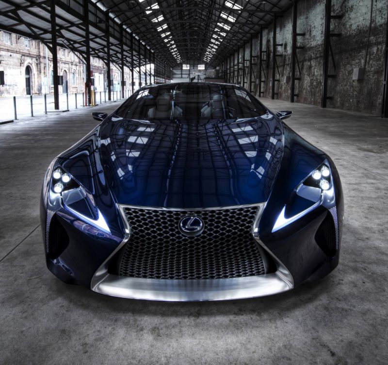 lexusnaias01