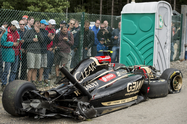 maldonado_crashed_spa_d