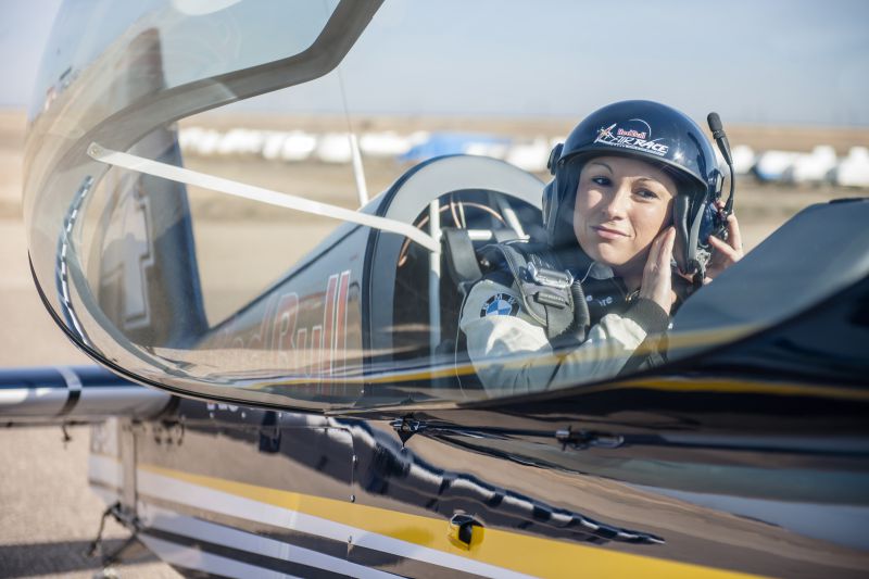 melanie_astles_red_bull_air_race