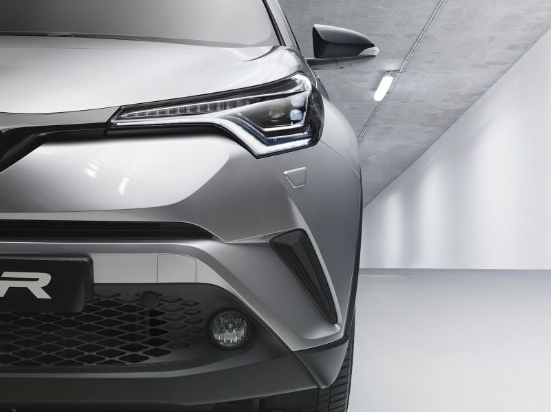 toyotachr2016hiv04