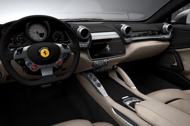 ferrarigtc4lusso04