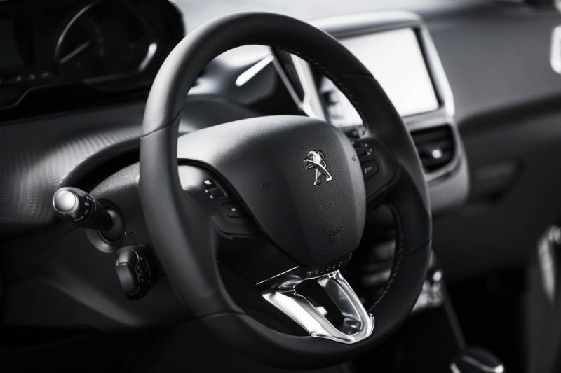 peugeot2008f