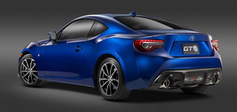 my17_toyota_gt86_2_resize