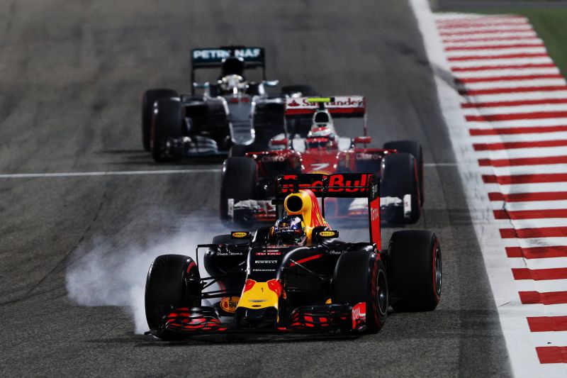 Ricciardo_Bahrein_RedBull2