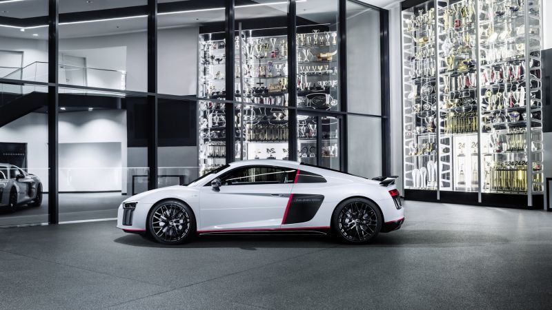 audir8v10plusselection24h02