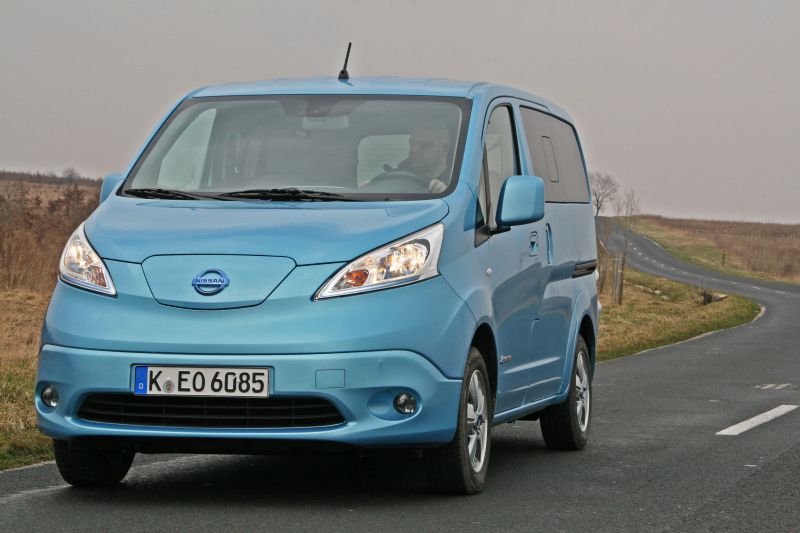 nissanenv200evalia01