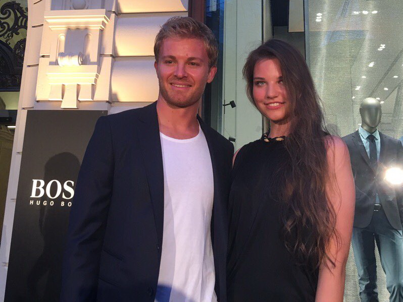 vivien_keszthelyi_audi_sport_nico_rosberg_hugoboss_budapest_160722_cut