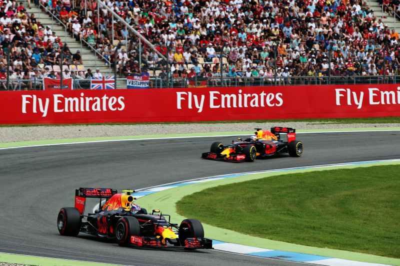 Verstappen-Ricciardo-Hockenheim-RedBull