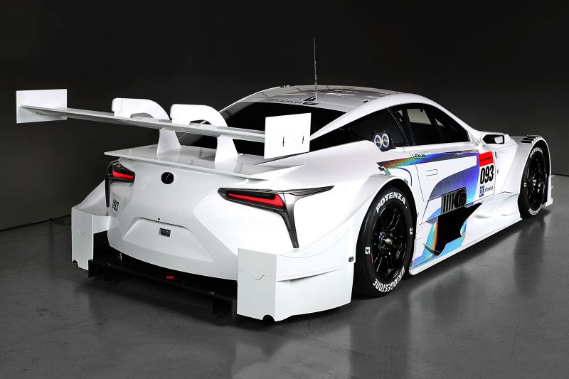 Lexus 2017 Super GT race car 5