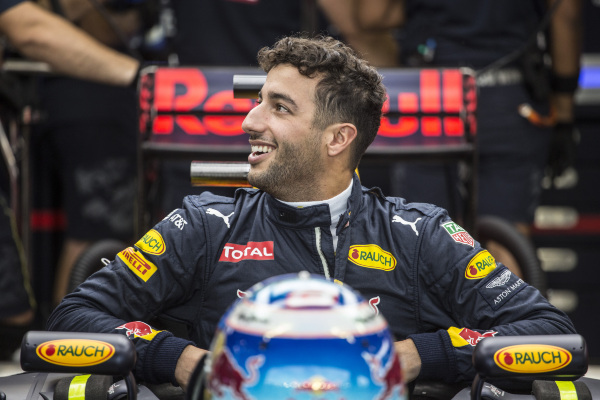 ricciardo-redbull-szingapúr