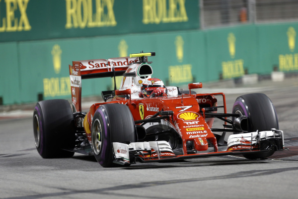 kimi-ferrari-2016-szingapúr