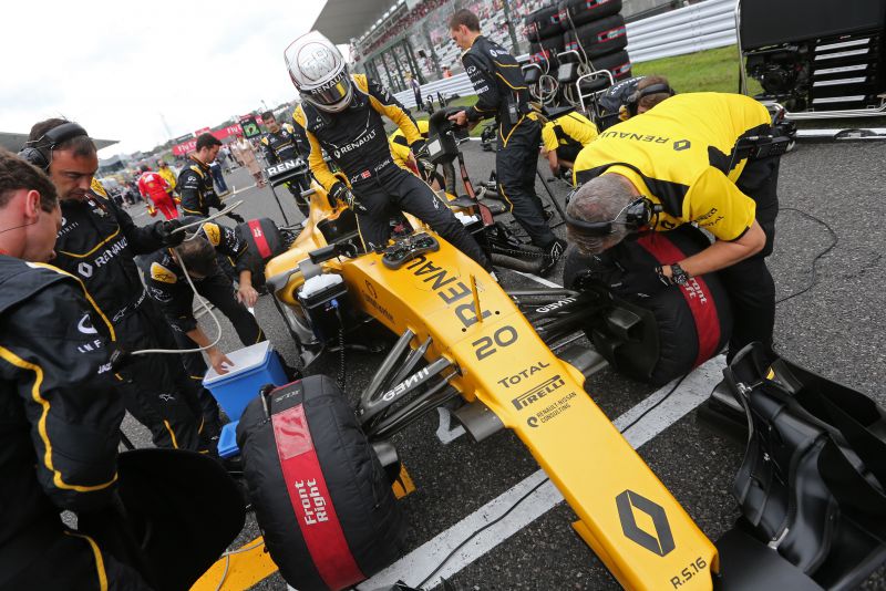 magnussen-renault-suzuka