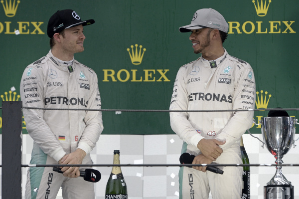 hamilton-rosberg-interlagos-dppi