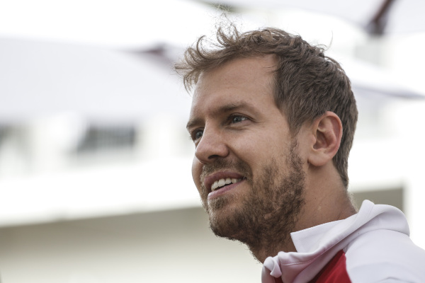 vettel-ferrari-mexiko-2016