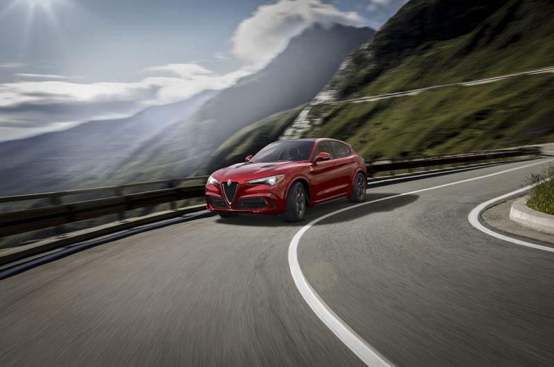 alfa-romeo-stelvio-2016-la-4